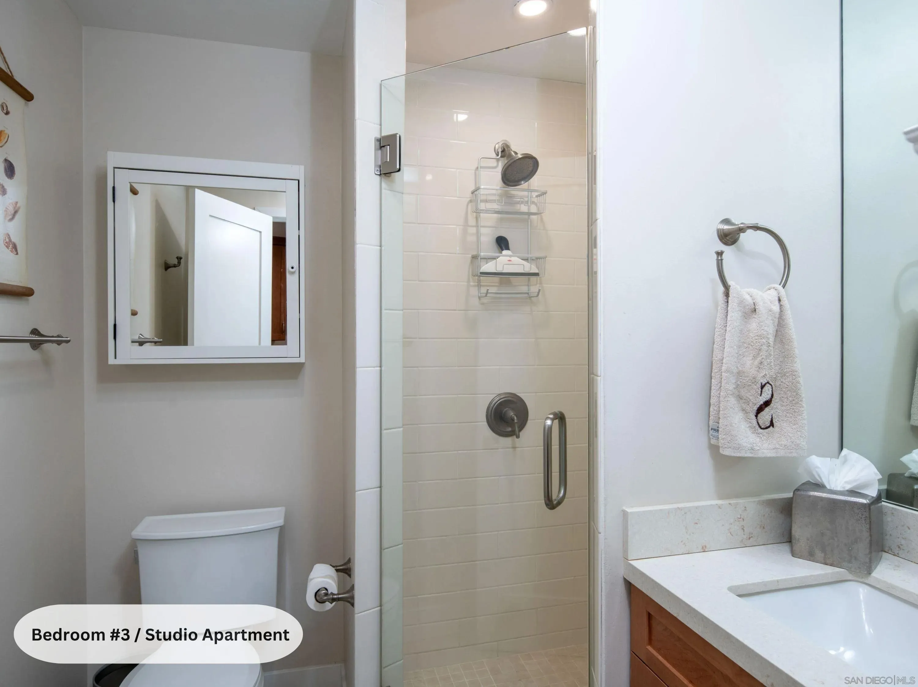 La Jolla, California 92037, United States, 2 Bedrooms Bedrooms, ,5 BathroomsBathrooms,Residential,Active,241619