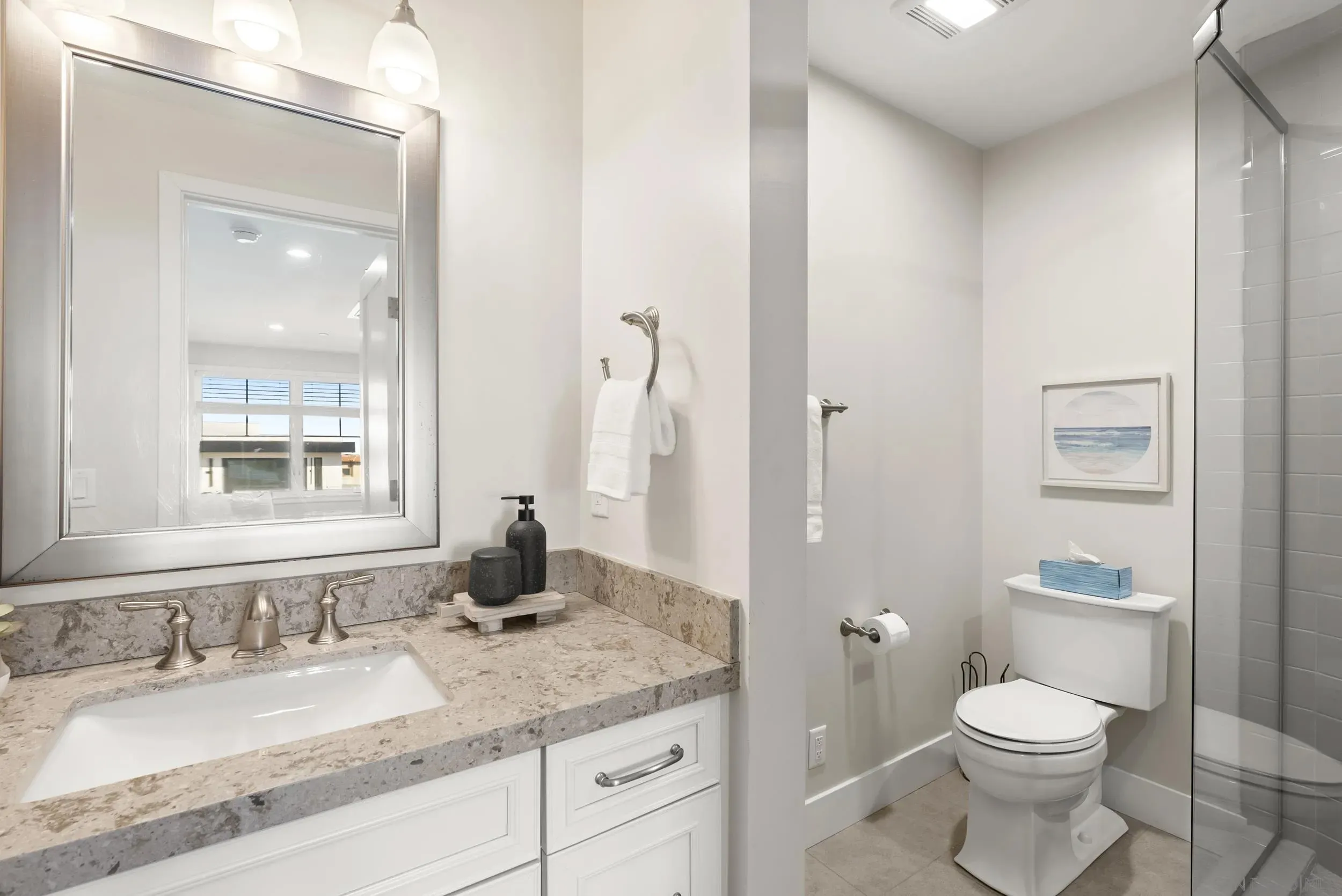 La Jolla, California 92037, United States, 2 Bedrooms Bedrooms, ,5 BathroomsBathrooms,Residential,Active,241619