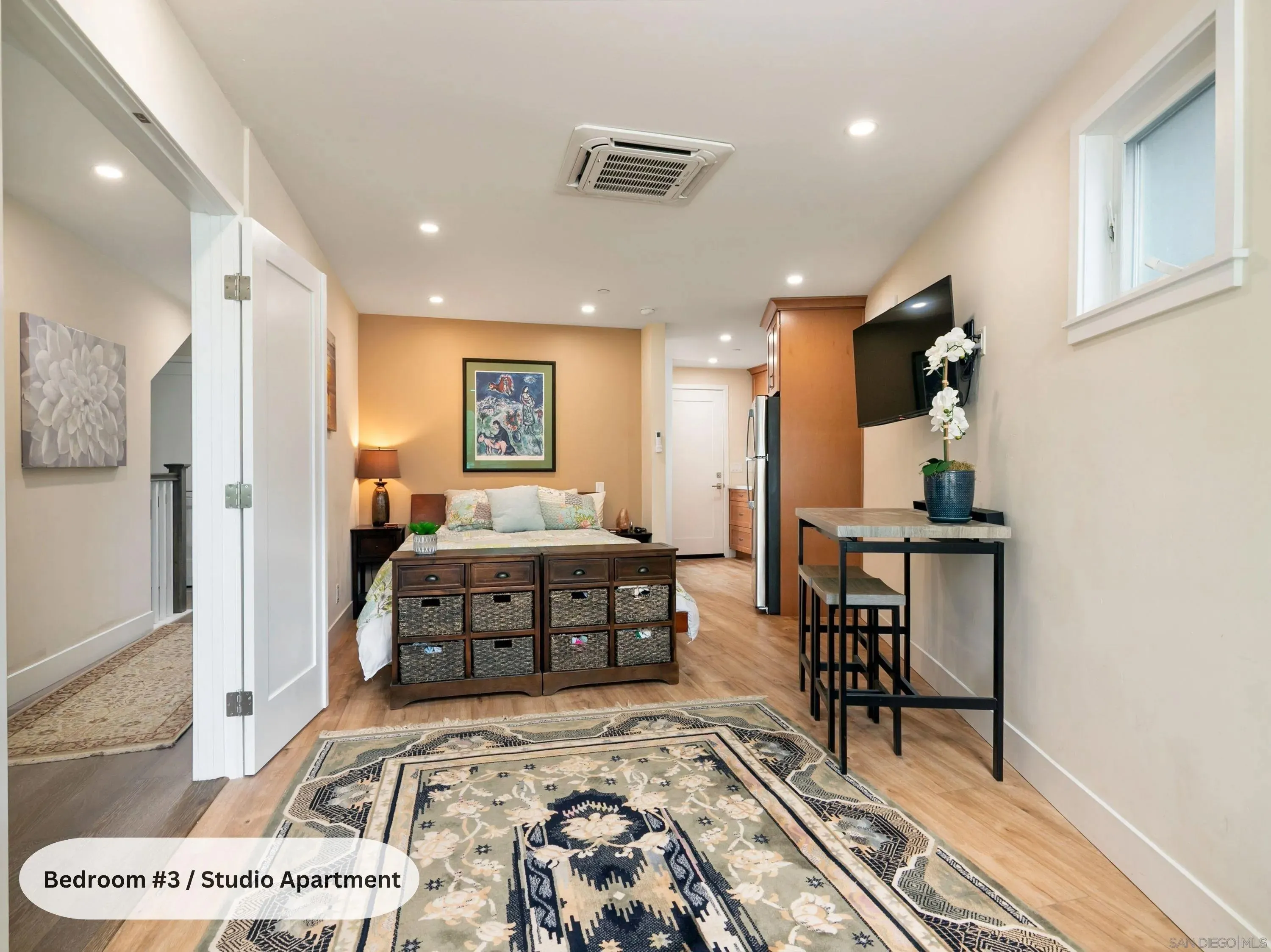 La Jolla, California 92037, United States, 2 Bedrooms Bedrooms, ,5 BathroomsBathrooms,Residential,Active,241619