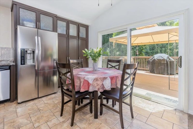1679 Madrone Glen