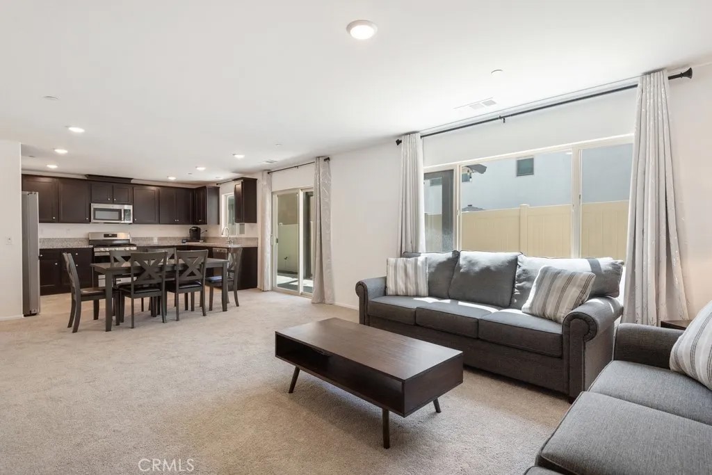 32985 Middlegate Place