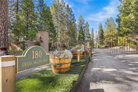 — beds bed, — baths bath property at 180 Grass Valley, Lake Arrowhead, CA 92352