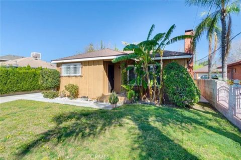 Photo of 640 W 29th St, San Bernardino, CA 92405 (MLS # CV26054673)