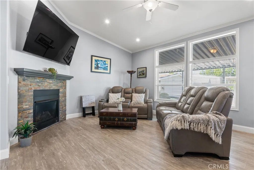 5200 Irvine 58