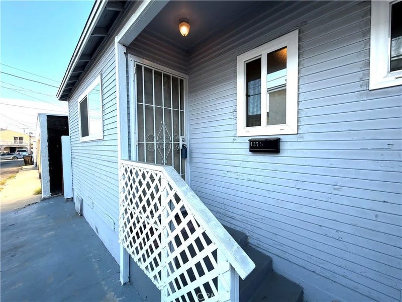137 N 2nd