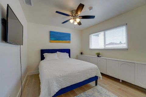Tiny photo for 3598 Syracuse Ave, San Diego, CA 92122 (MLS # 250042382)