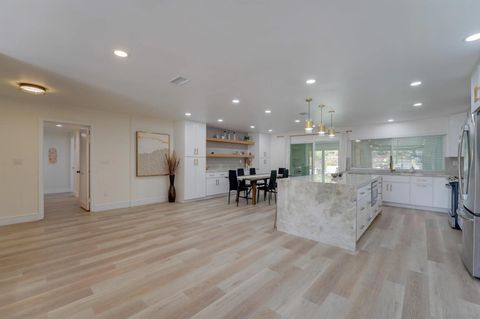 Tiny photo for 3598 Syracuse Ave, San Diego, CA 92122 (MLS # 250042382)