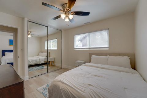 Tiny photo for 3598 Syracuse Ave, San Diego, CA 92122 (MLS # 250042382)