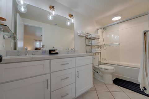 Tiny photo for 3598 Syracuse Ave, San Diego, CA 92122 (MLS # 250042382)