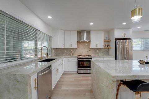Tiny photo for 3598 Syracuse Ave, San Diego, CA 92122 (MLS # 250042382)