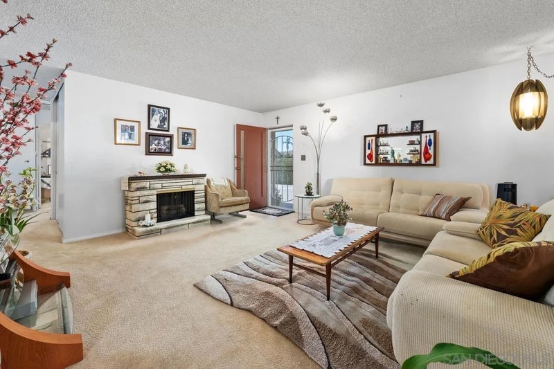6866 Boxford Drive