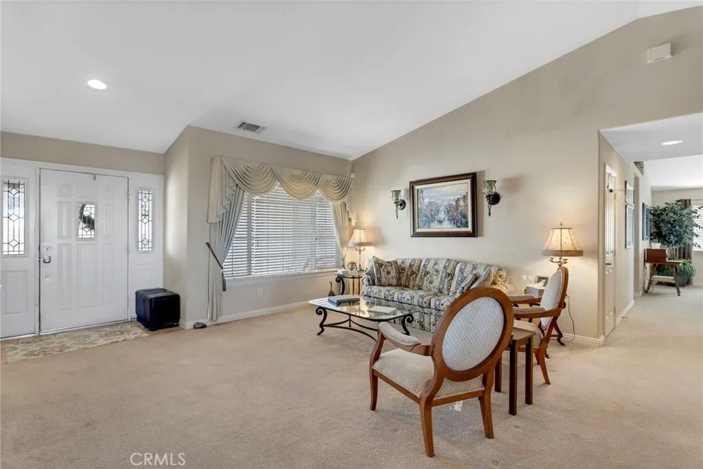 25850 Mountain View