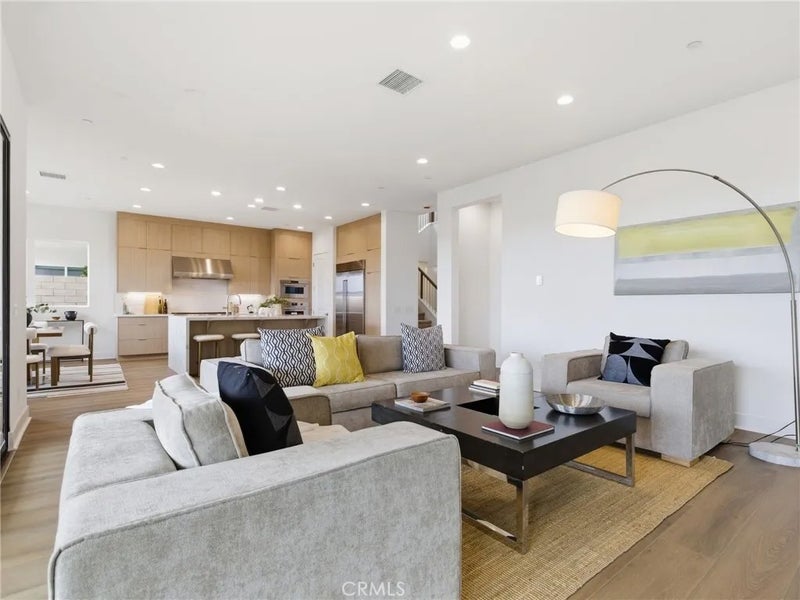 27524 Juniper Lane
