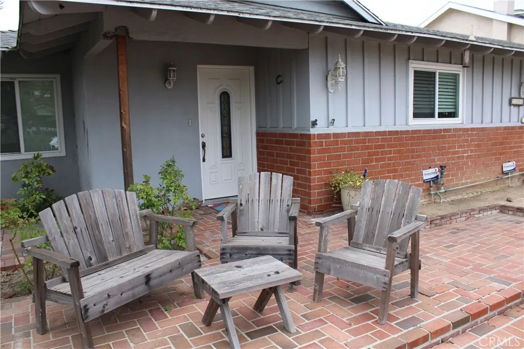 2306 Redlands