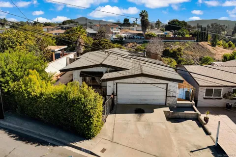 2565 Hopkins St, San Diego, CA 92139 - #: 250043185