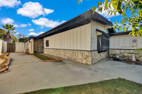 Tiny photo for 2565 Hopkins St, San Diego, CA 92139 (MLS # 250043185)