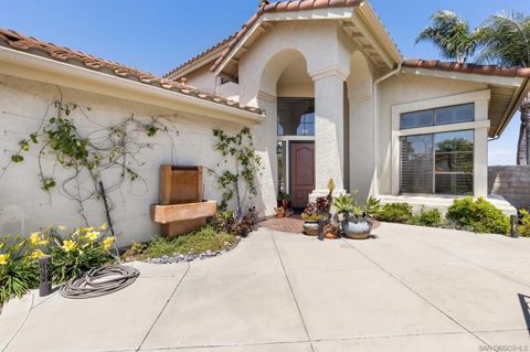 Photo of 2099 White Birch Dr, Vista, CA 92081 (MLS # 260011326)