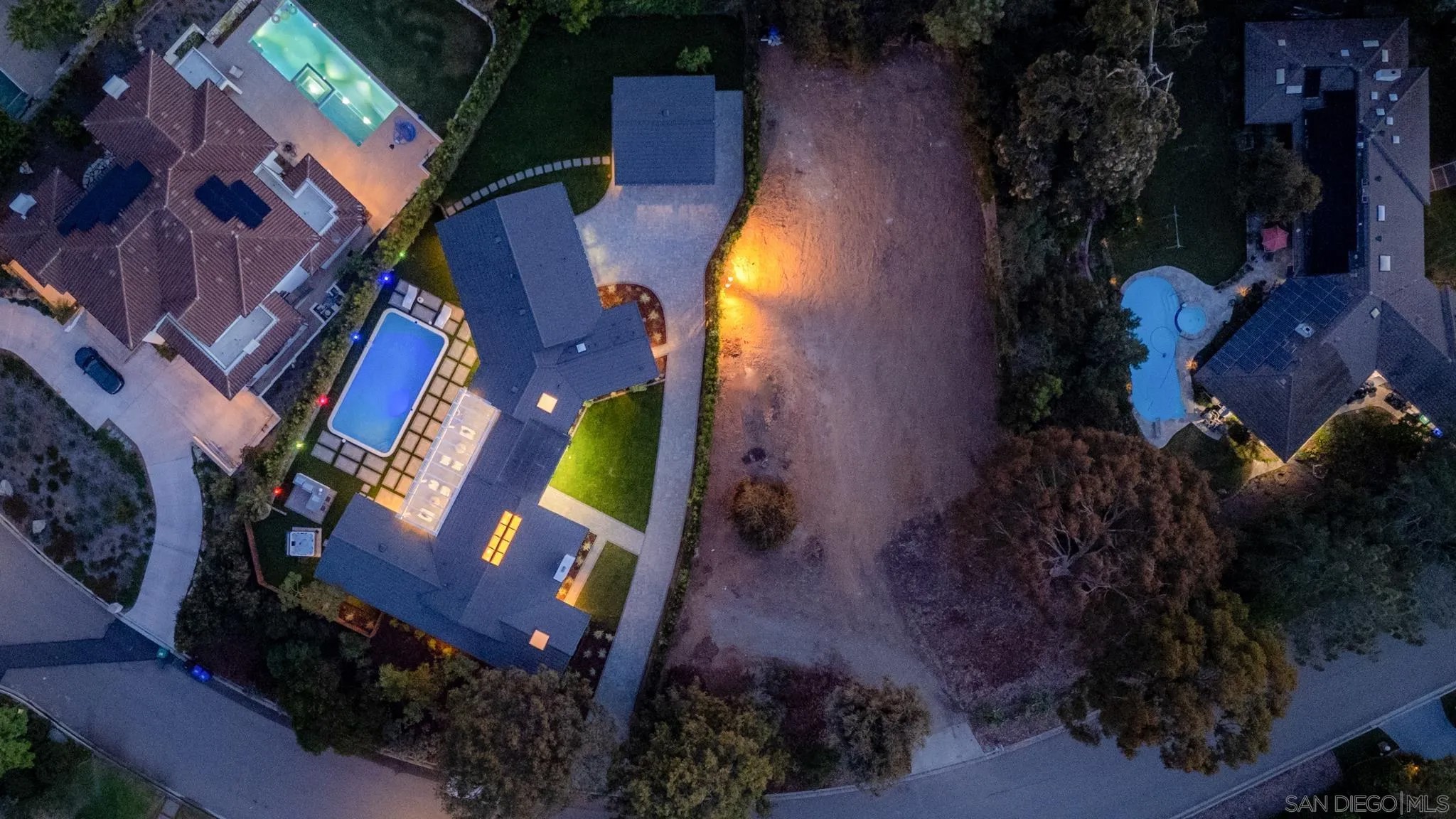 2975 Woodford Drive