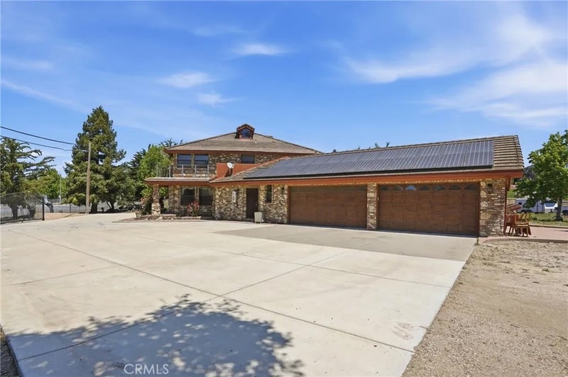 140 E Rice Ranch Road