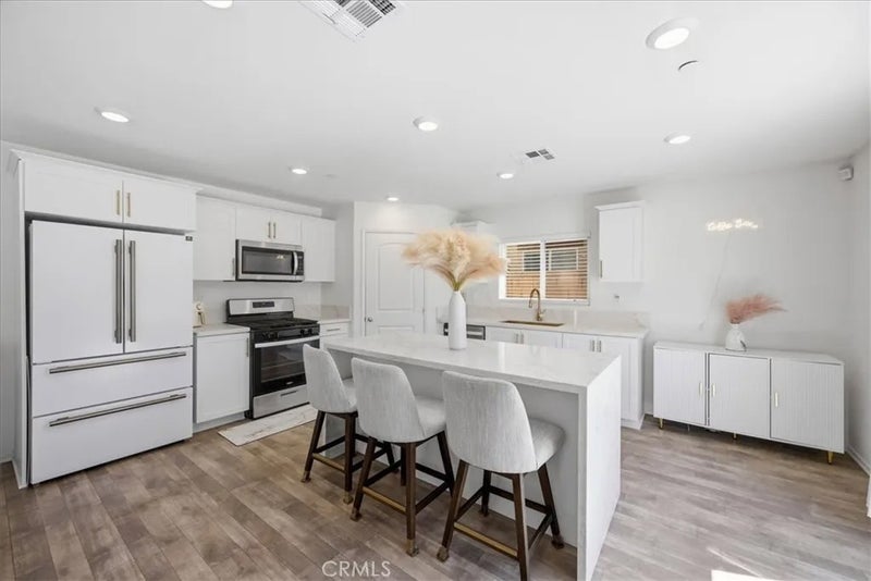 8252 Peachwillow Court