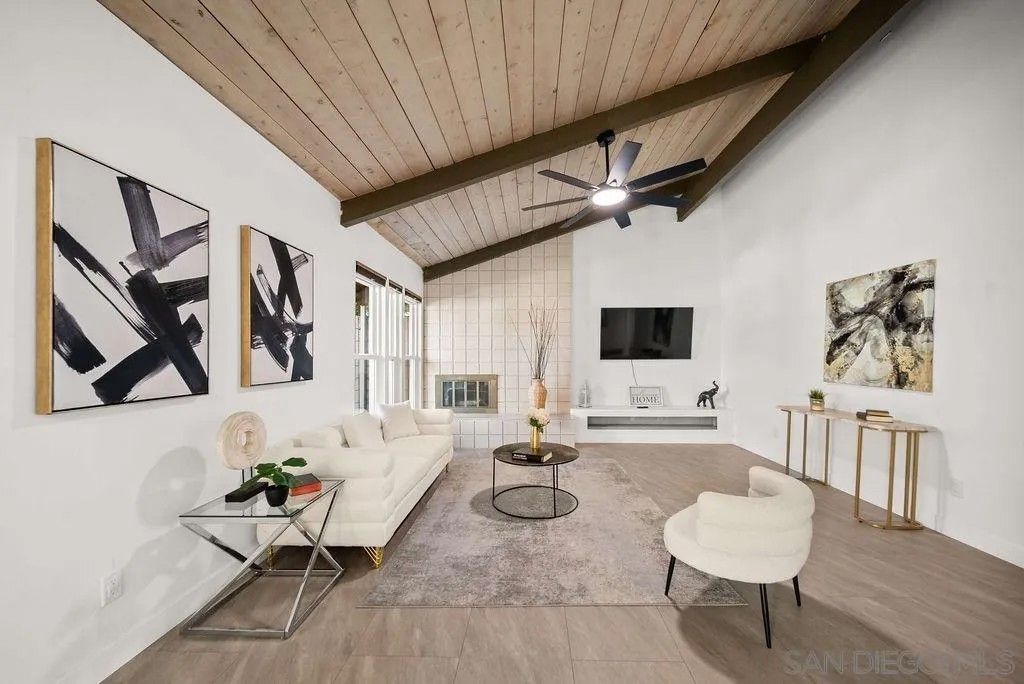 Photo of 1250 E Madison Ave #C, El Cajon, CA 92021 (MLS # 260006807)