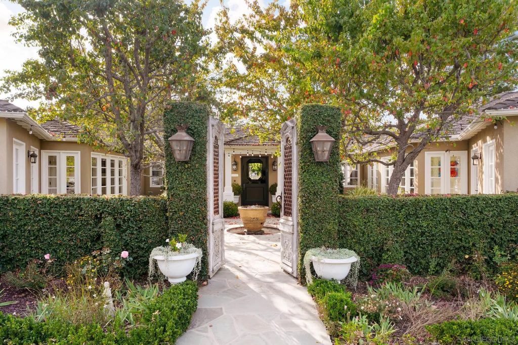 Photo of 5499 Avenida Maravillas, Rancho Santa Fe, CA 92067 (MLS # 250041862)