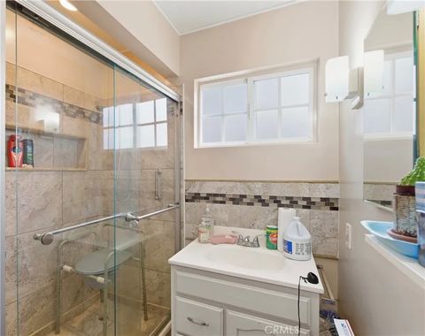 Tiny photo for 4020 W Avenue 40 Ave, Los Angeles, CA 90065 (MLS # CV25238968)