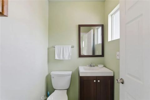 Tiny photo for 4020 W Avenue 40 Ave, Los Angeles, CA 90065 (MLS # CV25238968)