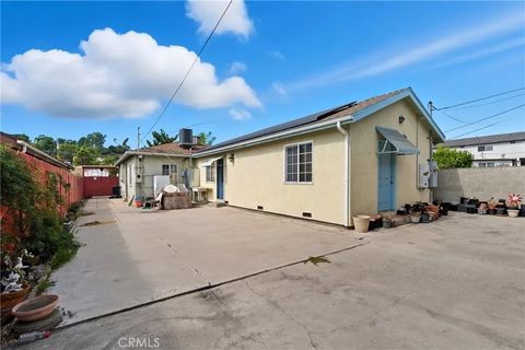 Tiny photo for 4020 W Avenue 40 Ave, Los Angeles, CA 90065 (MLS # CV25238968)