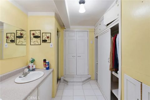 Tiny photo for 4020 W Avenue 40 Ave, Los Angeles, CA 90065 (MLS # CV25238968)