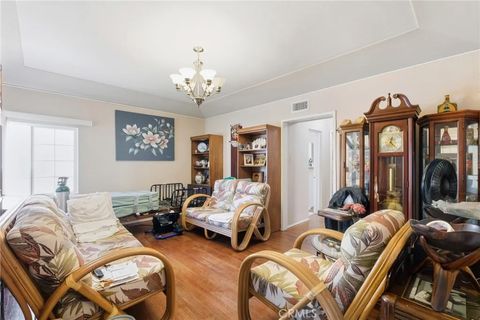 Tiny photo for 4020 W Avenue 40 Ave, Los Angeles, CA 90065 (MLS # CV25238968)
