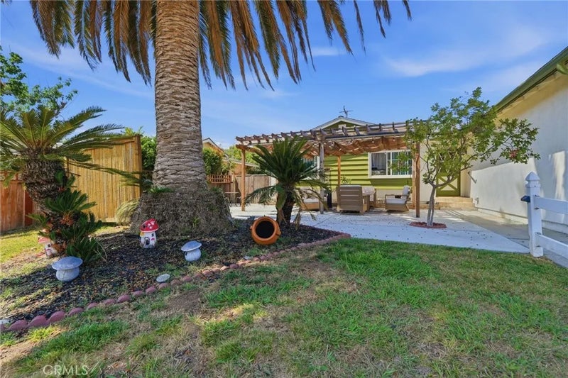 5160 Rhoads