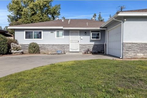 Photo of 5097 E Carmen Ave, Fresno, CA 93727 (MLS # PI25277348)