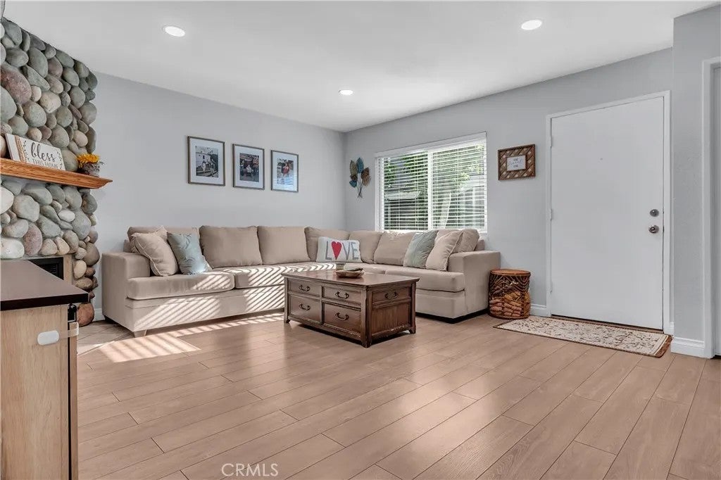 15251 Leffingwell 8