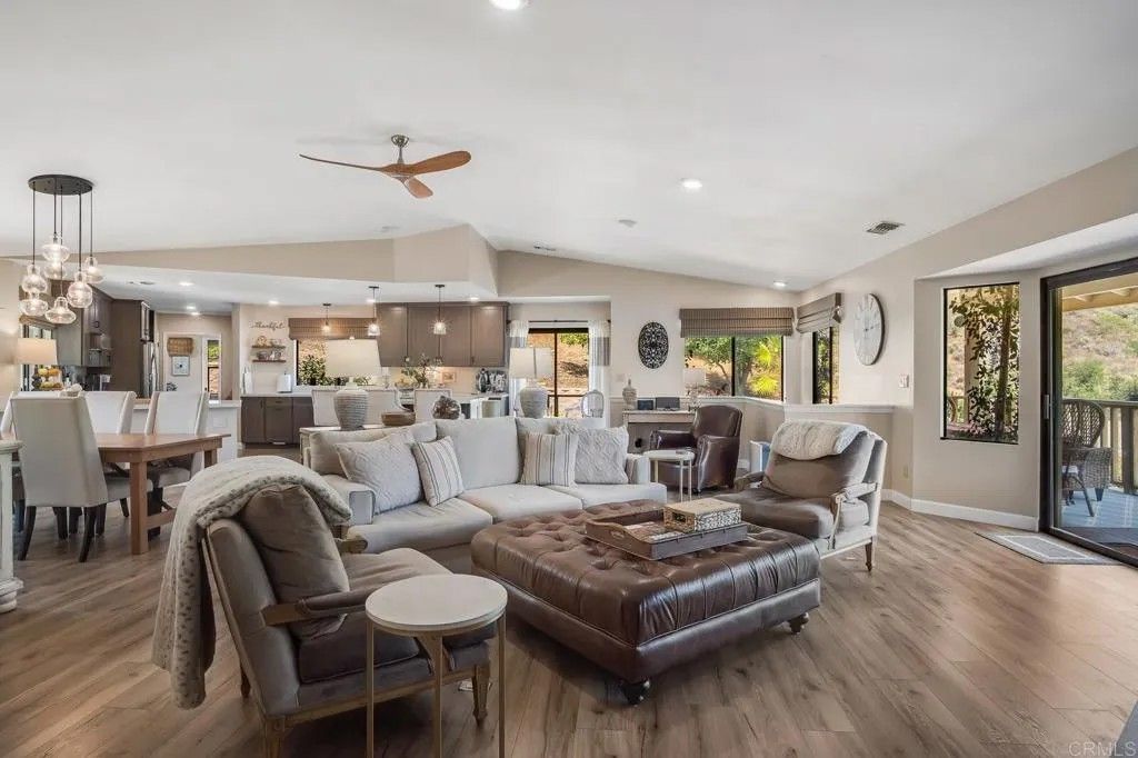 Photo of 2103 Margarita Glen, Fallbrook, CA 92028 (MLS # NDP2604917)