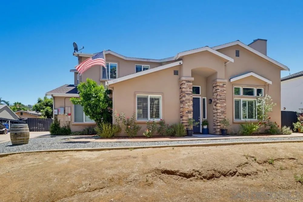 9111 Tropico Dr