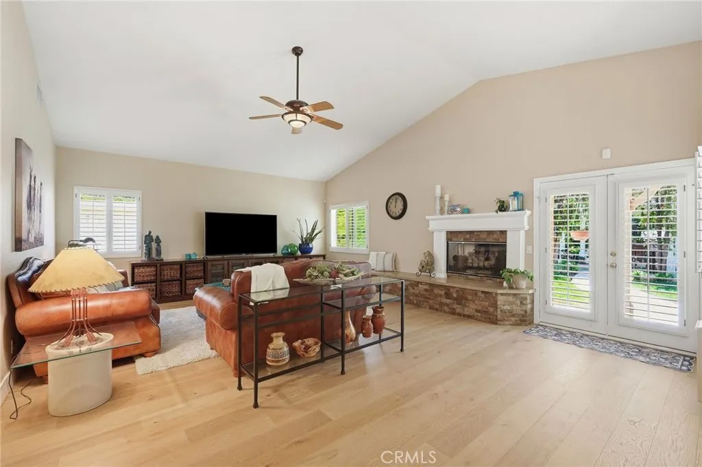 15330 Live Oak Springs Canyon