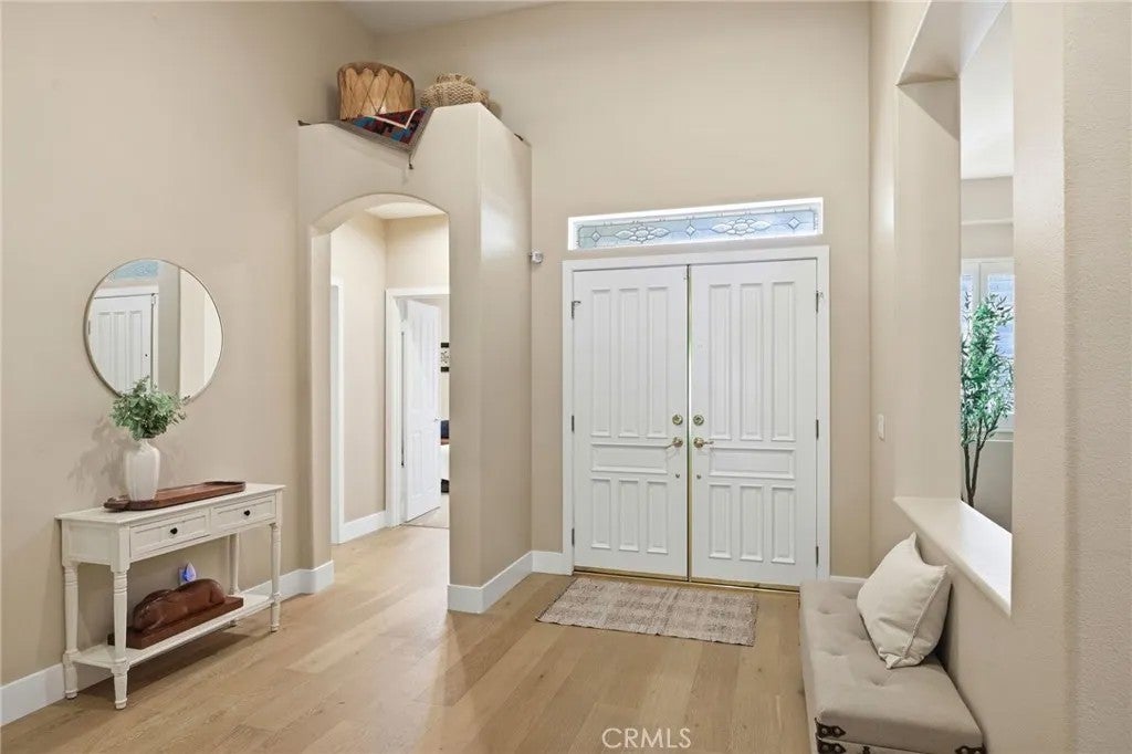 15330 Live Oak Springs Canyon