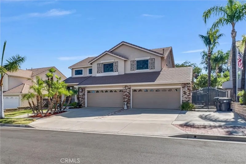 2611 Dakin Drive