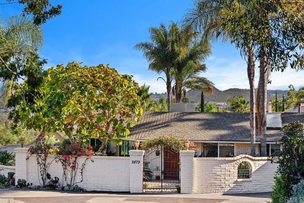 Photo of 2873 Verda Avenue, Escondido, CA 92025 (MLS # NDP2603746)