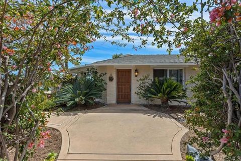 Photo of 2873 Verda Avenue, Escondido, CA 92025 (MLS # NDP2603746)