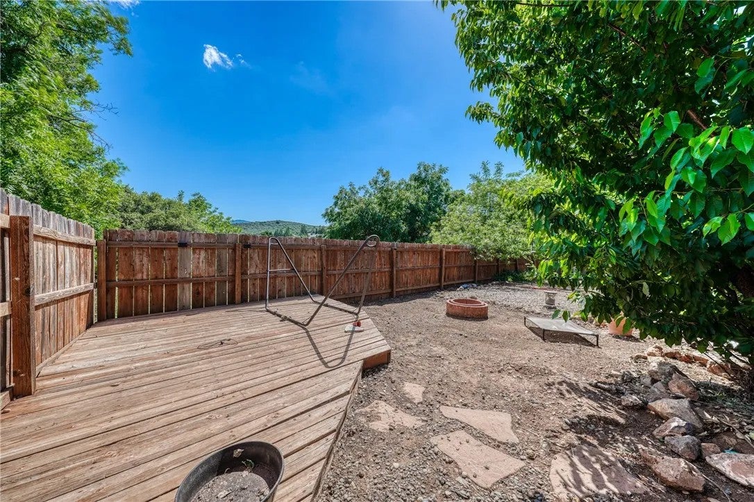 10565 Sunset Ridge