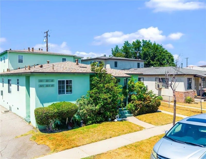 221 S Bushnell Avenue