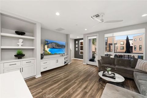 Tiny photo for 2846 N Glassell St, Orange, CA 92865 (MLS # PW25242415)