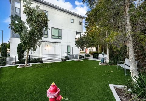 Tiny photo for 2846 N Glassell St, Orange, CA 92865 (MLS # PW25242415)