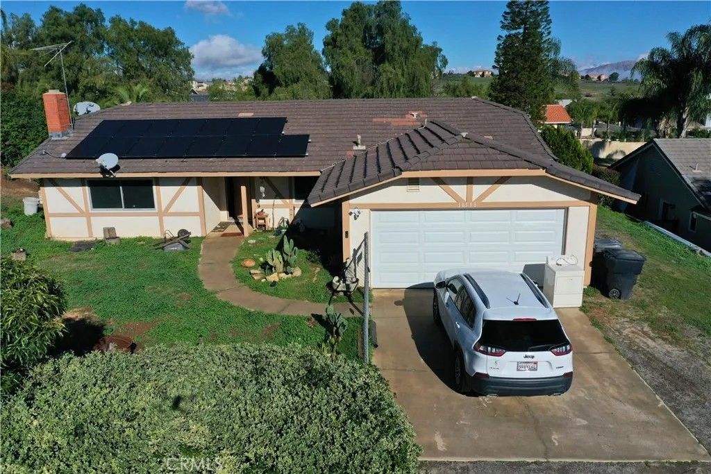 Photo of 18598 Granite Ave, Riverside, CA 92508 (MLS # IV25273217)