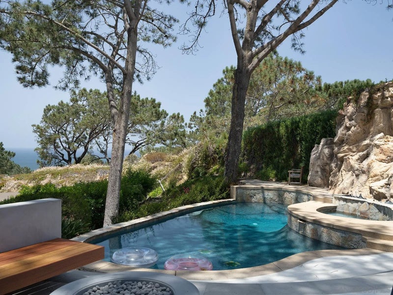 390 Hidden Pines Rd