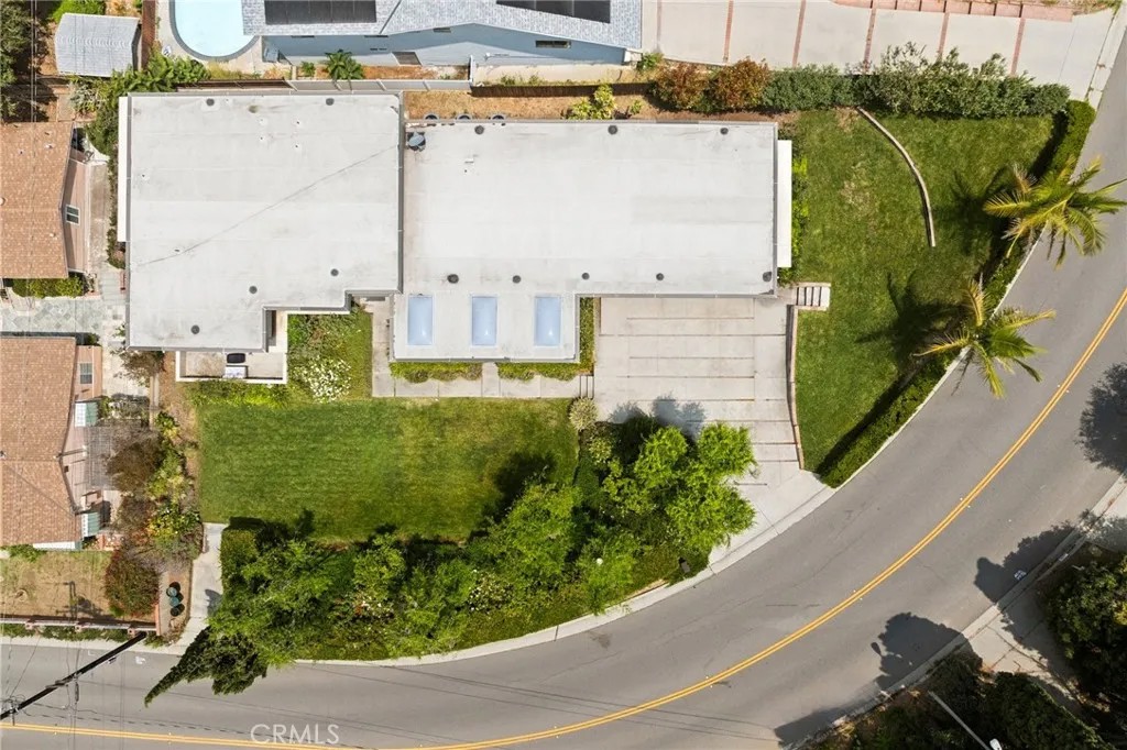 1829 Hill Drive