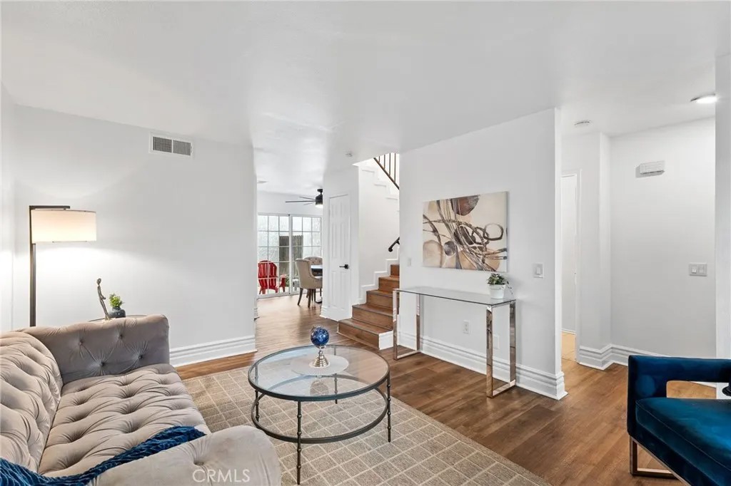 1565 Coulston