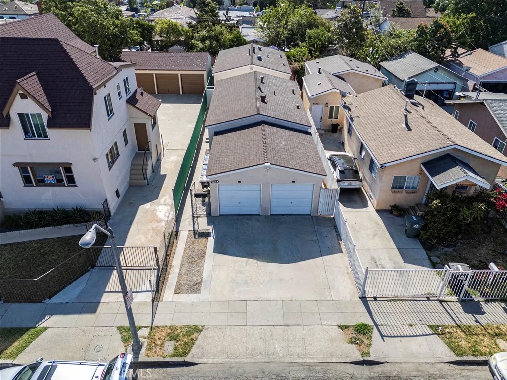 9234 Elizabeth Avenue